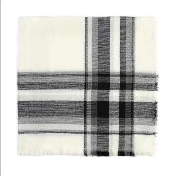 JET SET Oversized Plaid Blanket Scarf - Picture 8 of 8